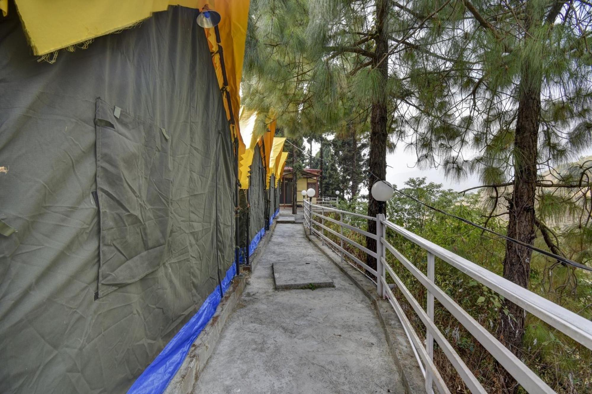 מוסורי Hotel O Pine Tree מראה חיצוני תמונה